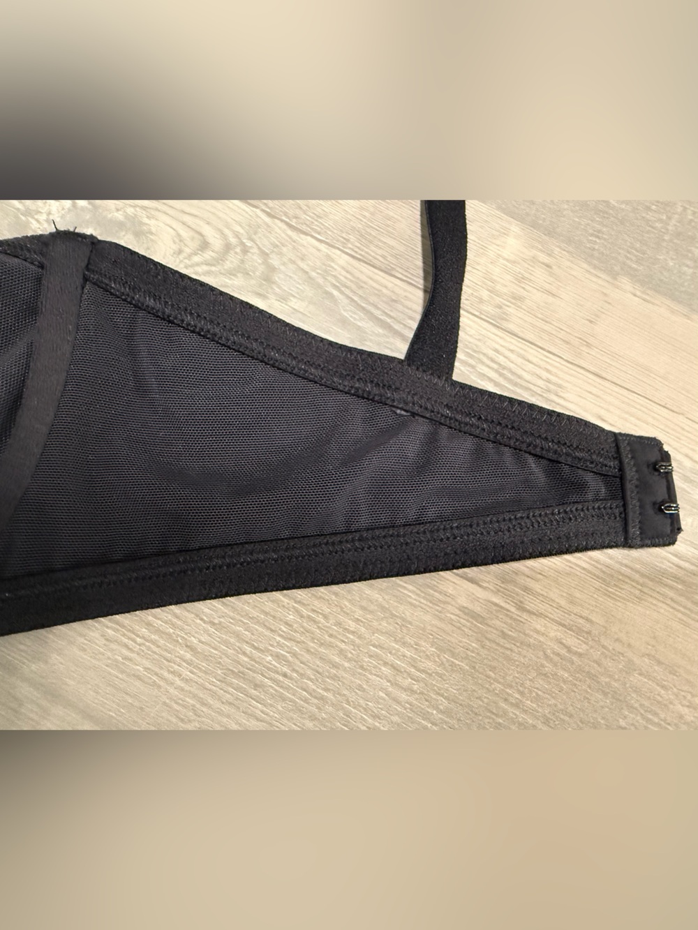SKIMS Black Satin-Look Underwire Bra - Picture 4 of 5